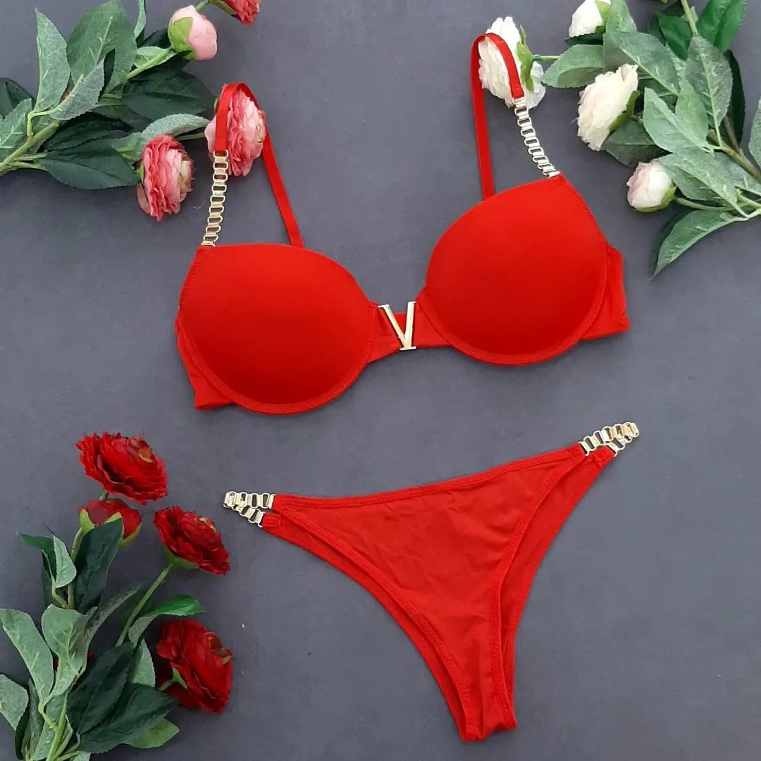 High Quality New Style Chain Straps Front Metal V buckel Bra & Panty Set 195