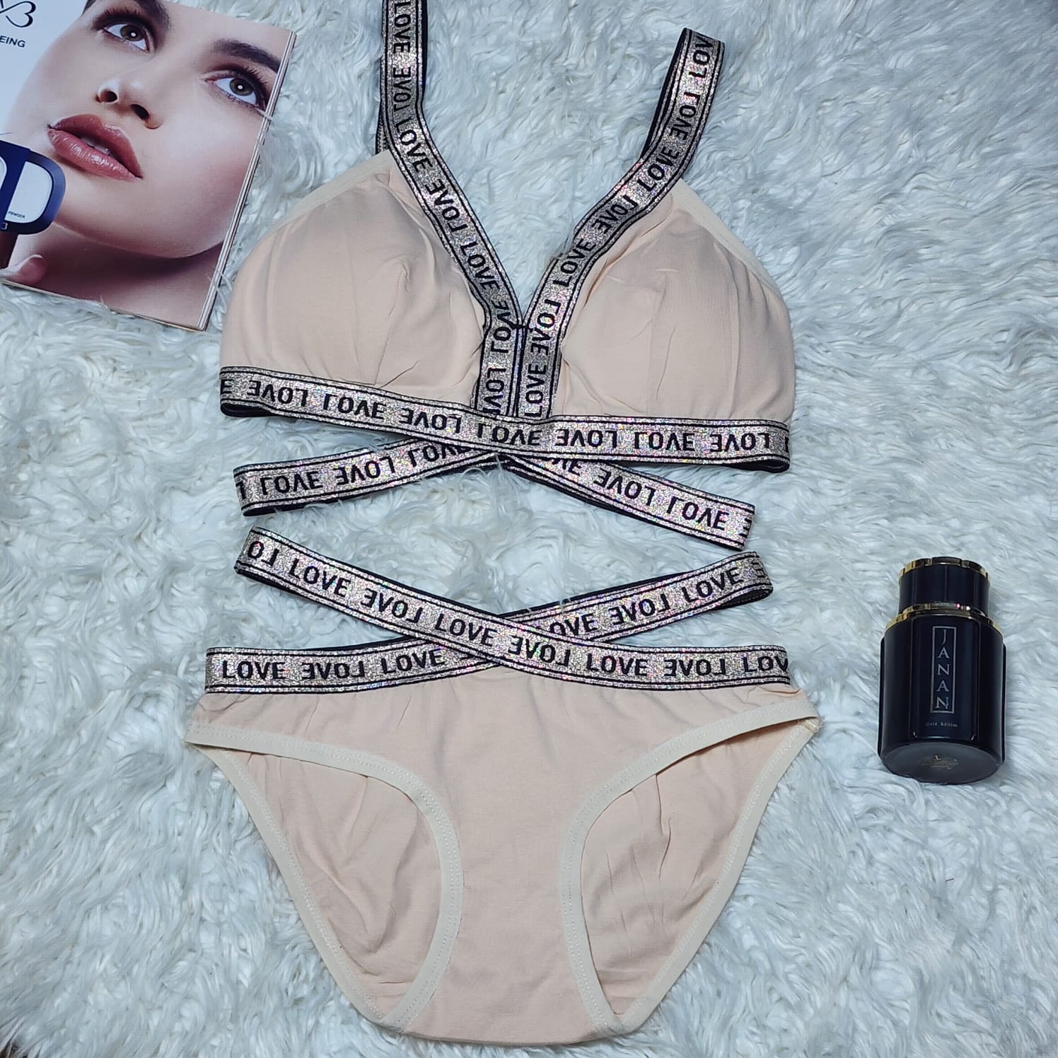 Women Bra And Panty Set Push Up Sexy Beach Female Adjustable Shoulder Strap Underwear 3/4 Deep V Lingerie Set