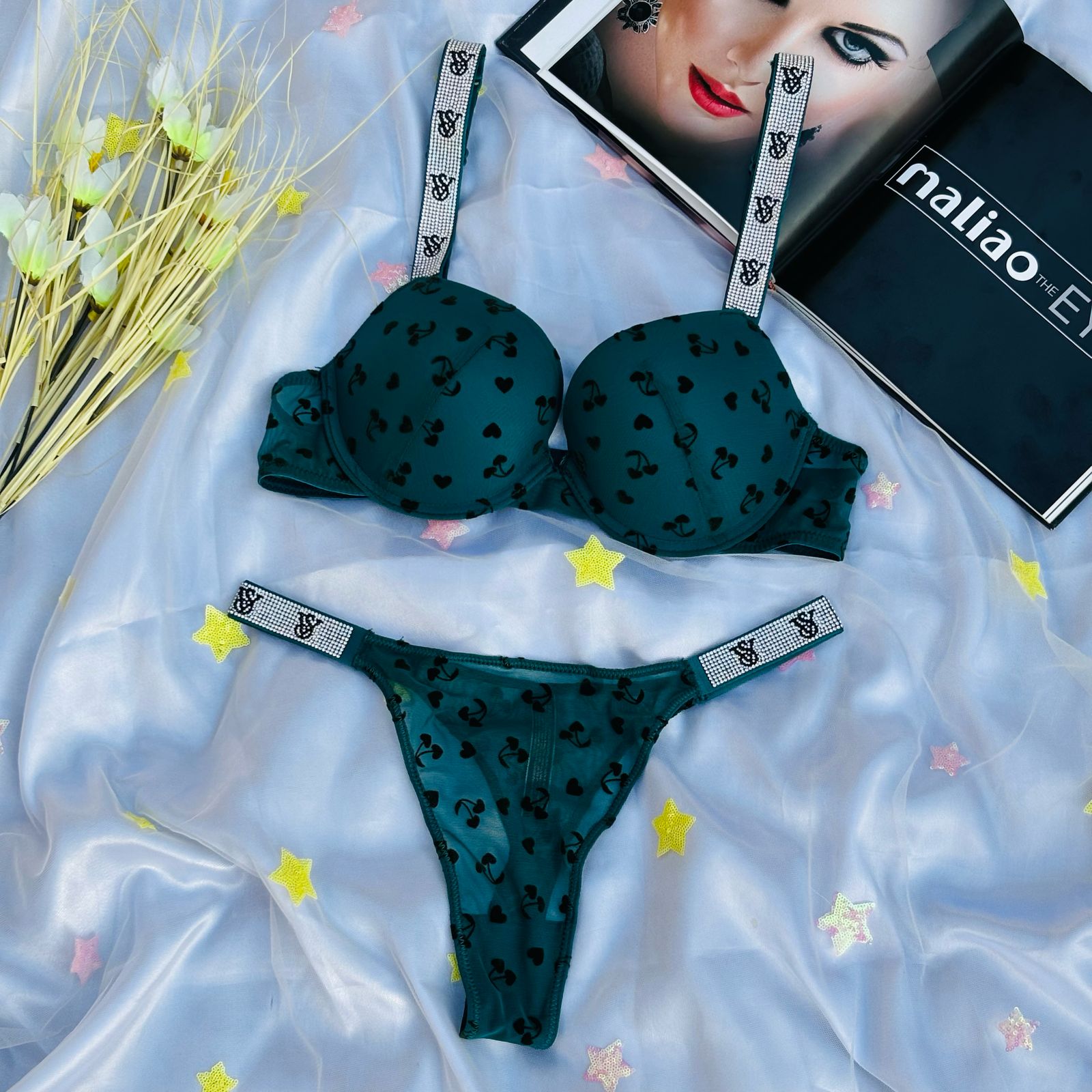 High Quality New Style Wired Rhinestone Straps Back Hook Adjustable Straps Bra & Panty Set 2408