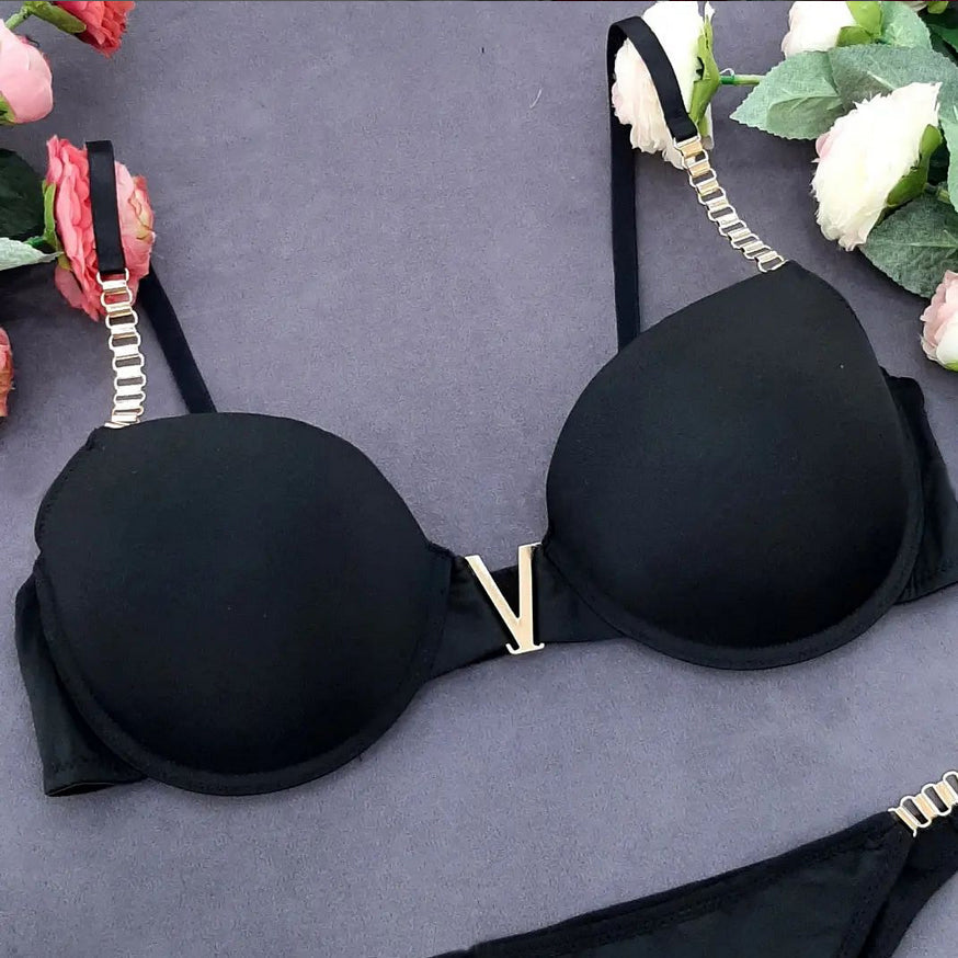 High Quality New Style Chain Straps Front Metal V buckel Bra & Panty Set 195