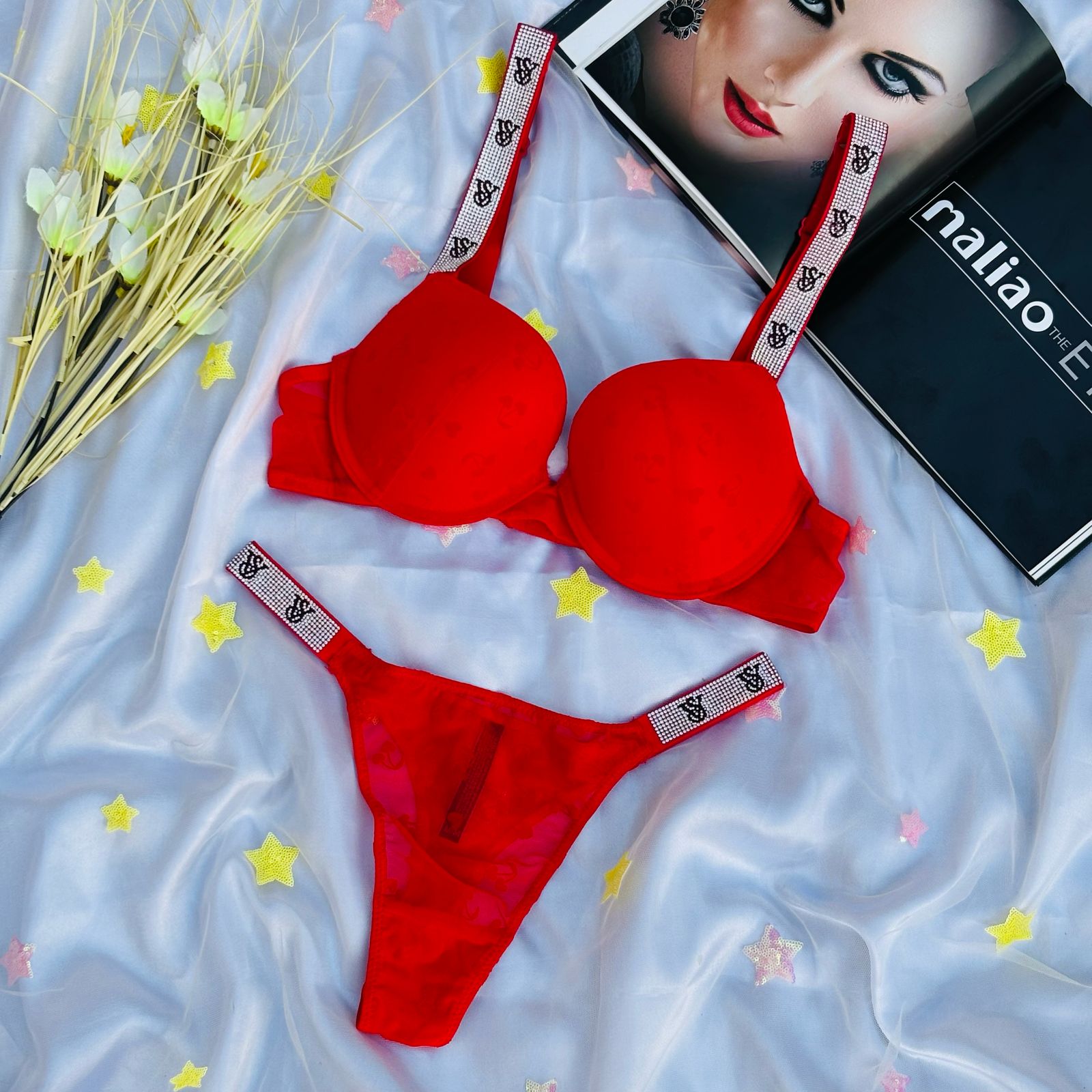 High Quality New Style Wired Rhinestone Straps Back Hook Adjustable Straps Bra & Panty Set 2408